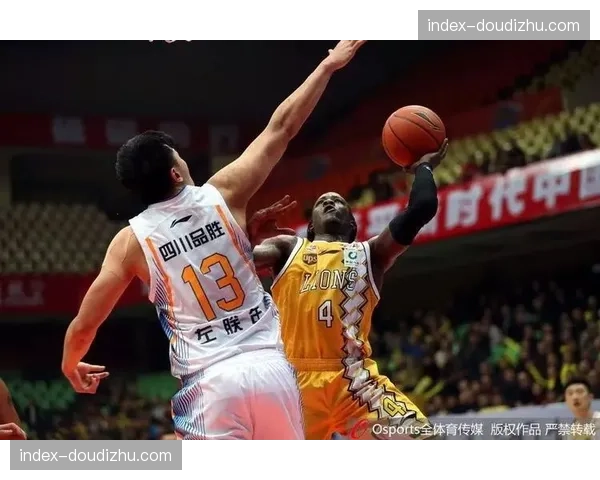 辽宁莱迪对阵四川展现抢断嗅觉，防守积极性获教练组好评